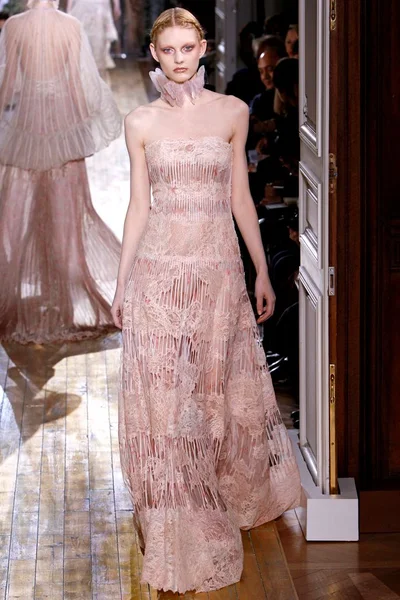 Look 35